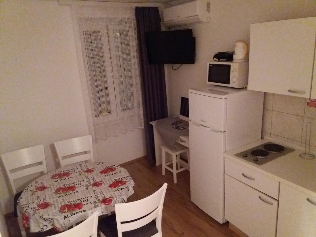 Apartmani Luan Vis Dış mekan fotoğraf